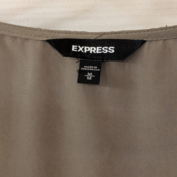 Express - Picture 3 of 3